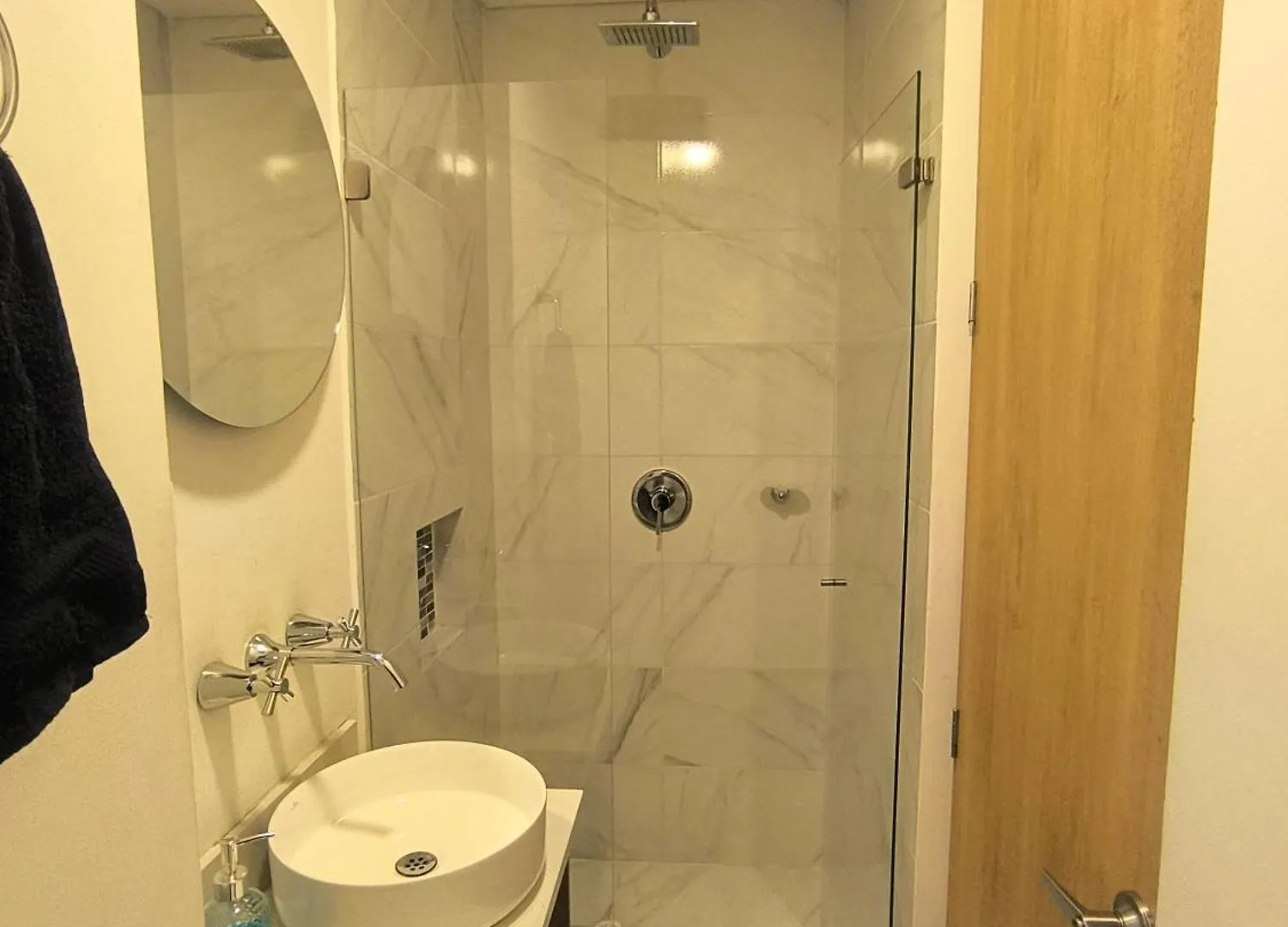 Apartamento En Bogota Con Piscina 0*,